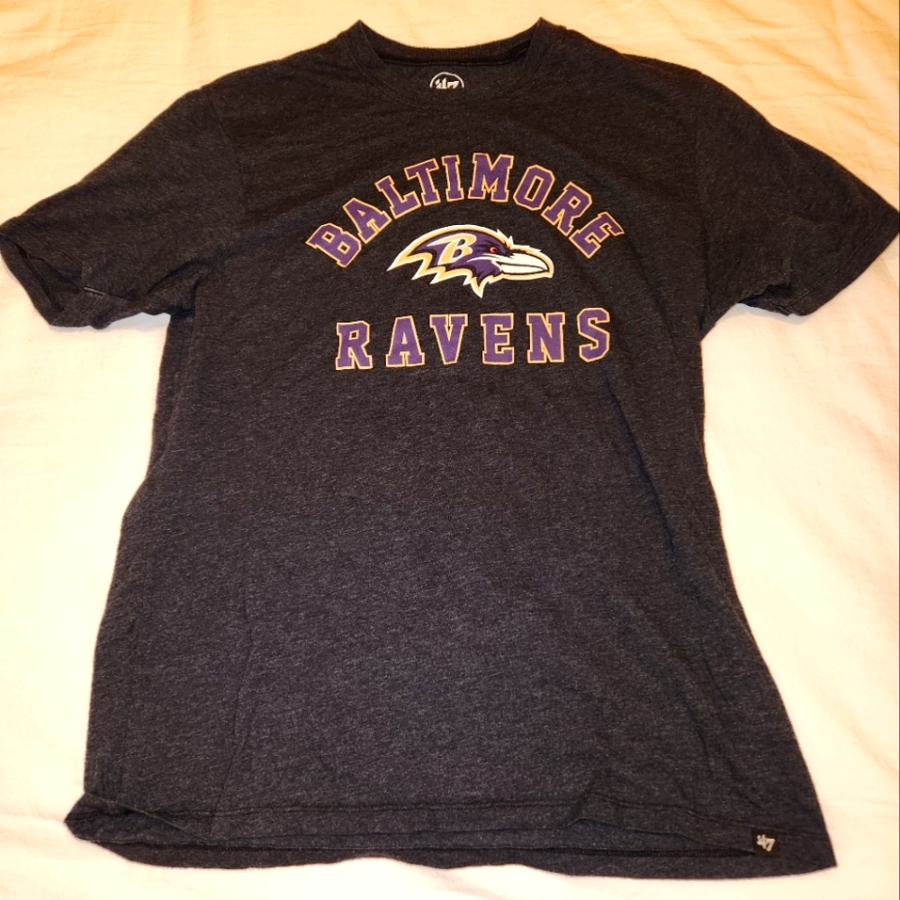 Baltimore Ravens Adult Medium Gray T-shirt